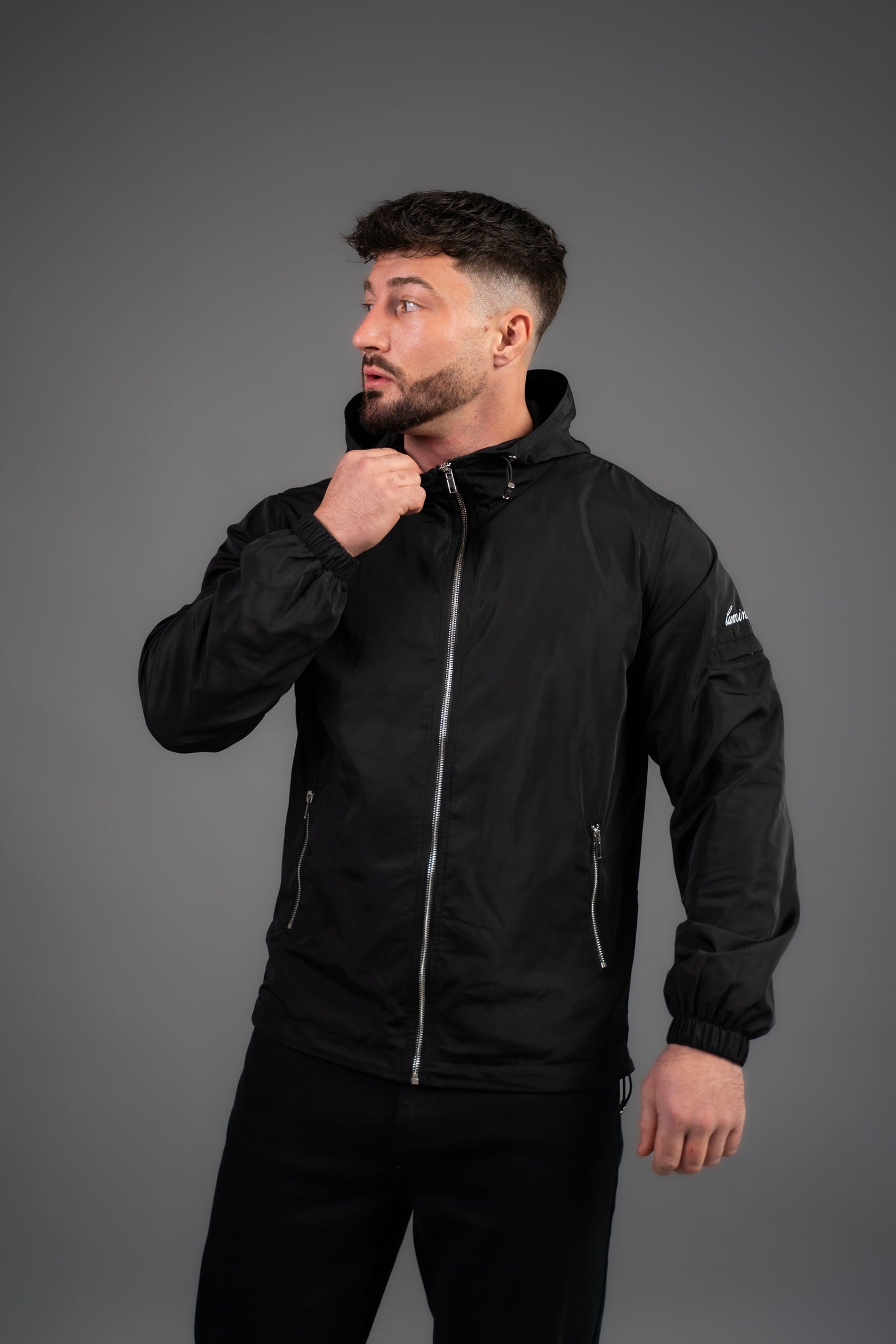 Signature WindBreaker Charcoal Black