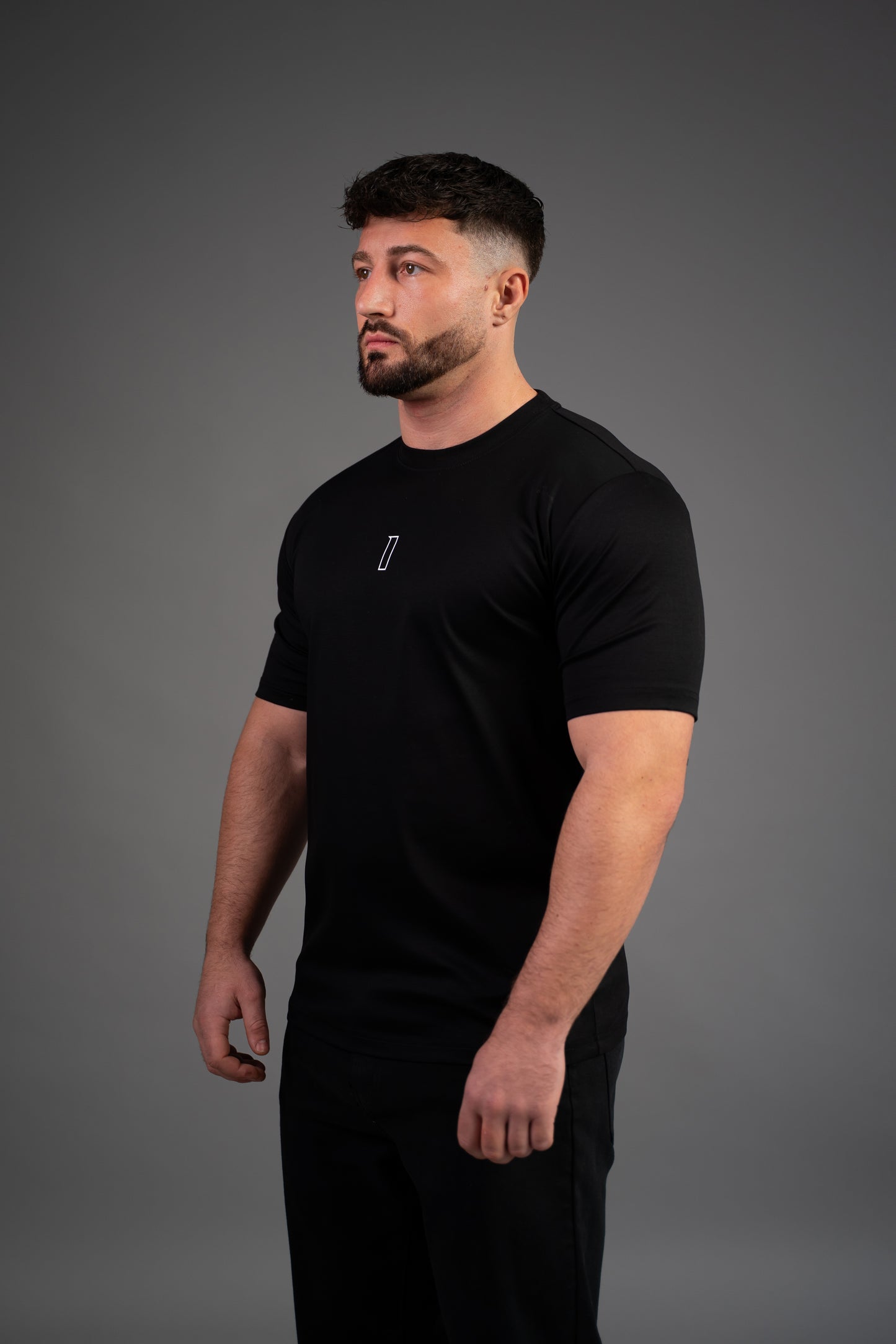 Outline Signature Luxe Tee