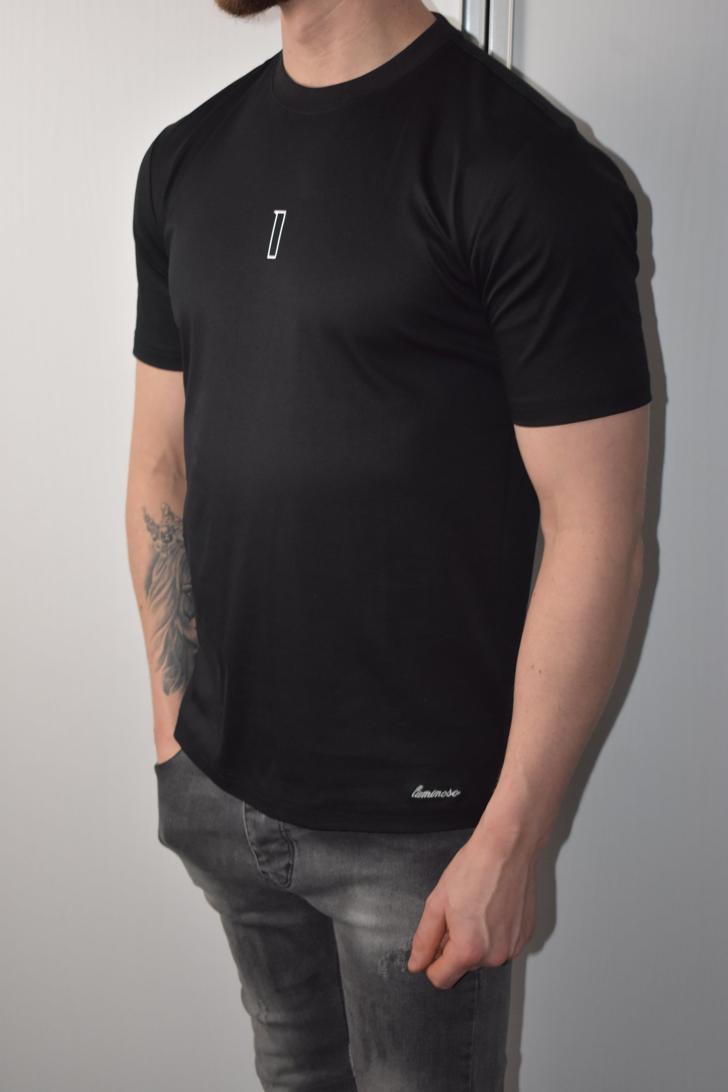 Outline Signature Luxe Tee