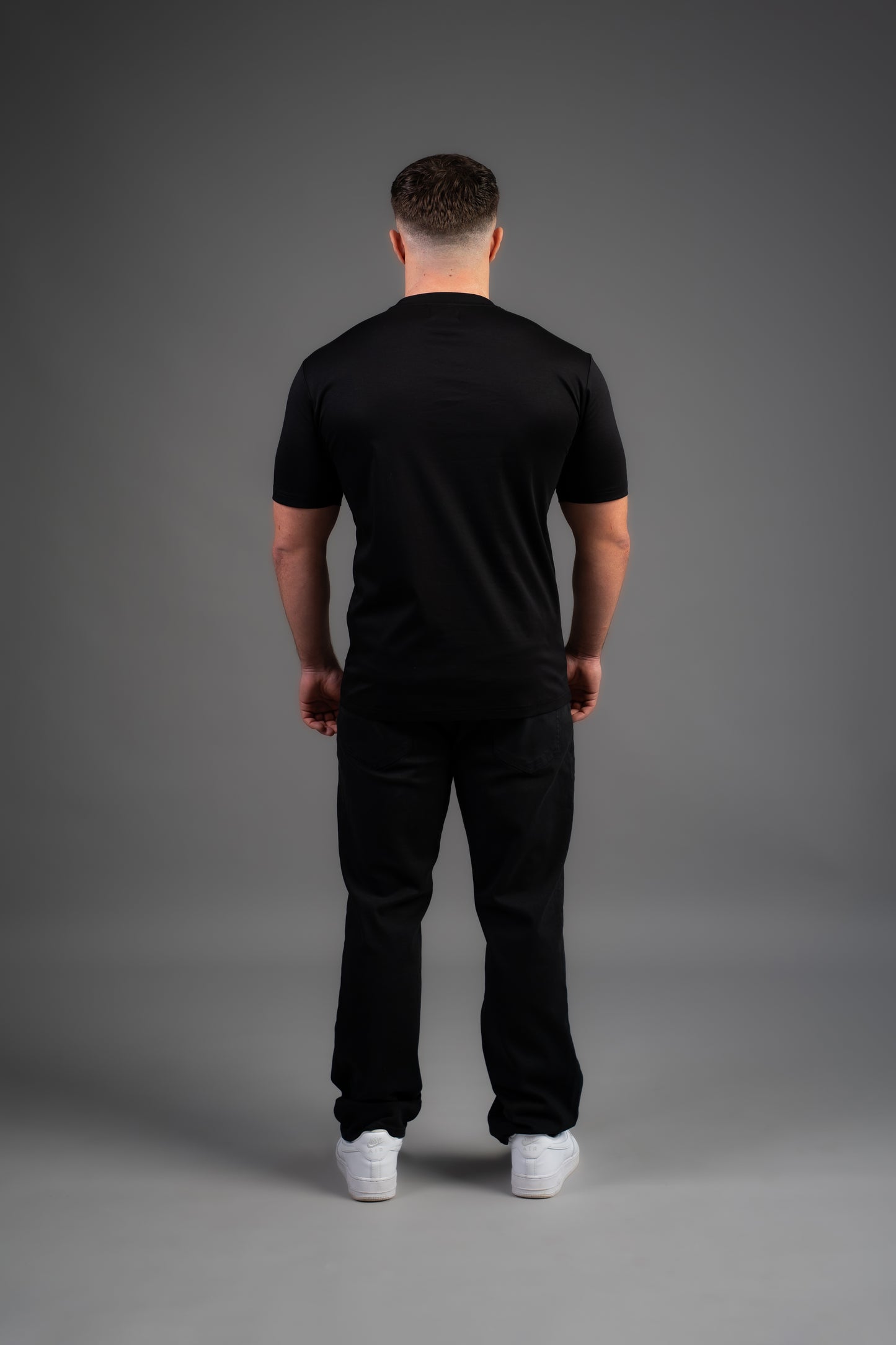 Outline Signature Luxe Tee